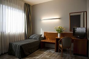 Hotel Zone