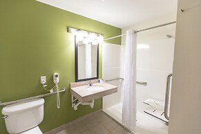 Sleep Inn & Suites Pleasant Hill - Des Moines