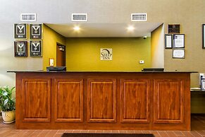 Sleep Inn & Suites Pleasant Hill - Des Moines