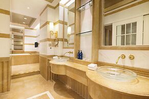 Radisson Blu Hotel Shanghai New World