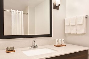 Country Inn & Suites by Radisson, Madison Southwest, WI