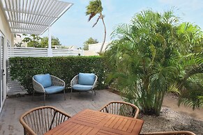 voco Surfside Aruba by IHG
