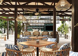 voco Surfside Aruba by IHG