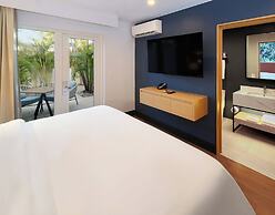 voco Surfside Aruba by IHG