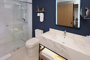 voco Surfside Aruba by IHG