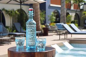 voco Surfside Aruba by IHG