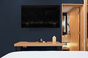 voco Surfside Aruba by IHG