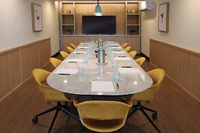 voco Surfside Aruba by IHG