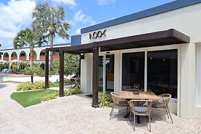 voco Surfside Aruba by IHG