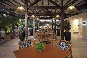 voco Surfside Aruba by IHG