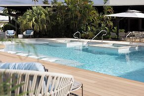 voco Surfside Aruba by IHG