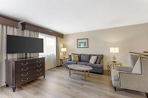 Best Western Plus Vineyard Inn & Suites