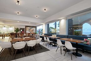 DoubleTree by Hilton Hotel Galveston Beach