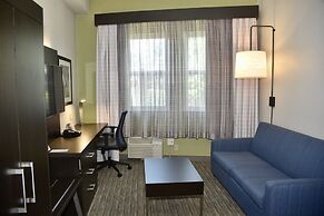 Holiday Inn Express® Windsor Sonoma Wine Country by IHG