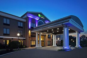 Holiday Inn Express & Suites Kent - University Area, an IHG Hotel
