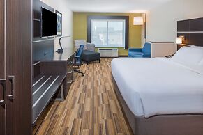 Holiday Inn Express Hotel & Suites Bismarck by IHG