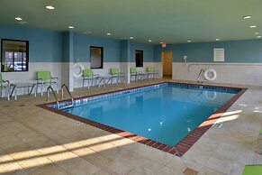 Holiday Inn Express & Suites Lonoke by IHG