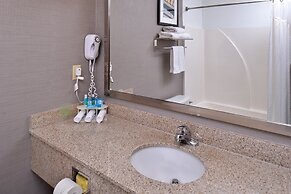 Holiday Inn Express & Suites Lonoke by IHG