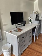 Colonial Inn Seekonk