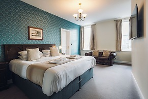 White Lion Royal Hotel