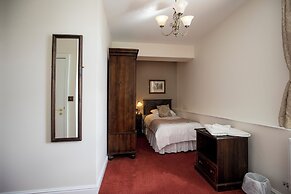 White Lion Royal Hotel