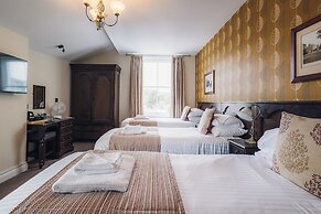 White Lion Royal Hotel