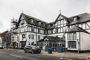 White Lion Royal Hotel