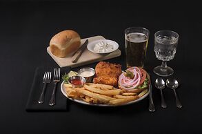 Town and Country Inn & Resort