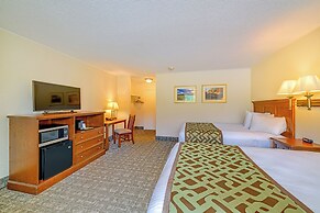 Town and Country Inn & Resort