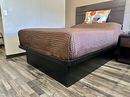 West Inn NAU - Downtown Flagstaff