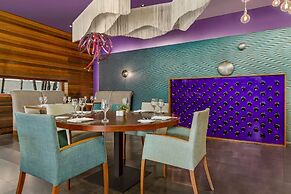 Lazart Hotel, Trademark Collection by Wyndham
