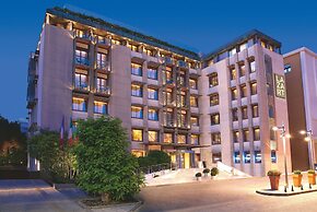 Lazart Hotel, Trademark Collection by Wyndham