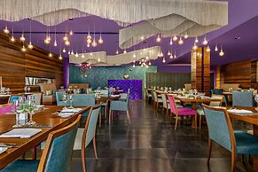 Lazart Hotel, Trademark Collection by Wyndham
