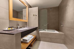 Lazart Hotel, Trademark Collection by Wyndham