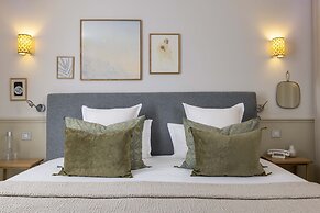 Le Petit Beaumarchais Hotel & Spa