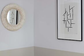 Le Petit Beaumarchais Hotel & Spa