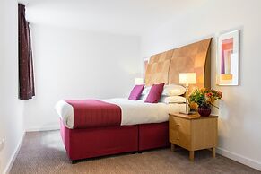 PREMIER SUITES Birmingham