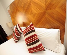 PREMIER SUITES Birmingham