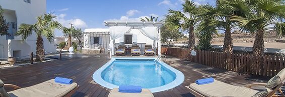 Zephyros Hotel