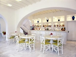 Zephyros Hotel
