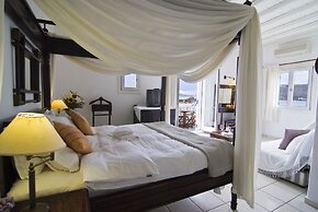 Zephyros Hotel