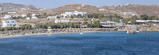 Zephyros Hotel