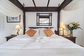 Zephyros Hotel