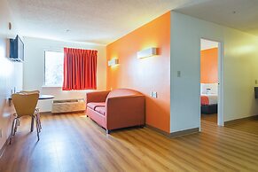 Motel 6 Jonesboro, GA