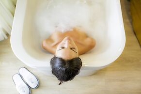 Pure Salt Garonda - Adults Only