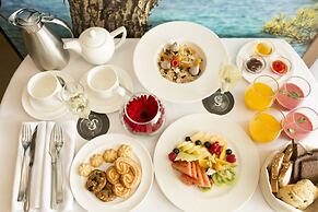 Pure Salt Garonda - Adults Only