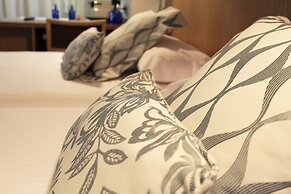 Pure Salt Garonda - Adults Only