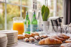 Pure Salt Garonda - Adults Only