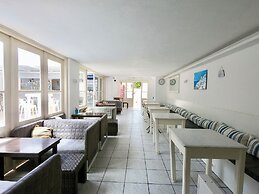 Anny Studios Perissa Beach