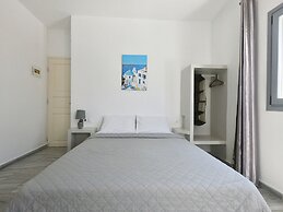 Anny Studios Perissa Beach